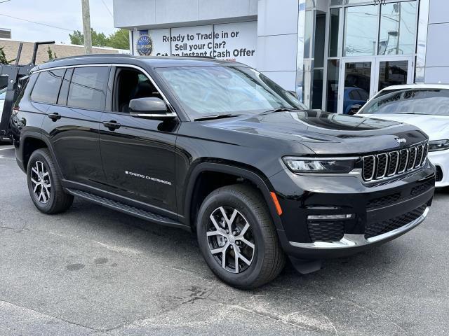 new 2024 Jeep Grand Cherokee L car, priced at $39,495