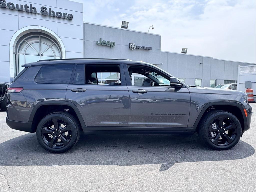 new 2025 Jeep Grand Cherokee L car, priced at $46,950