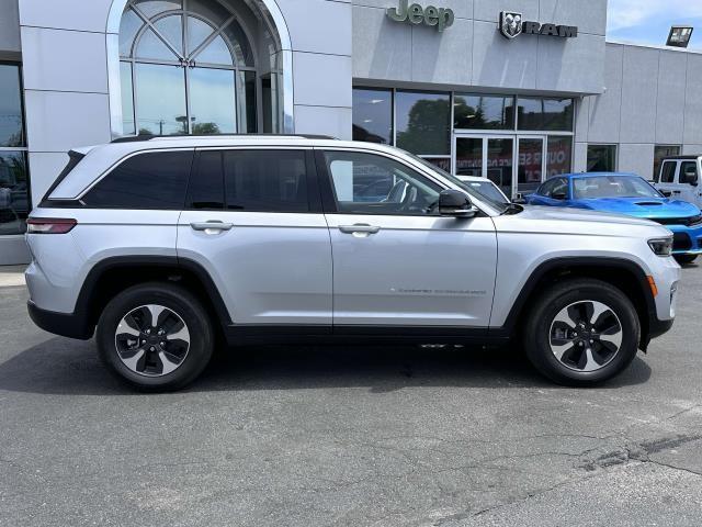 new 2024 Jeep Grand Cherokee 4xe car, priced at $39,995