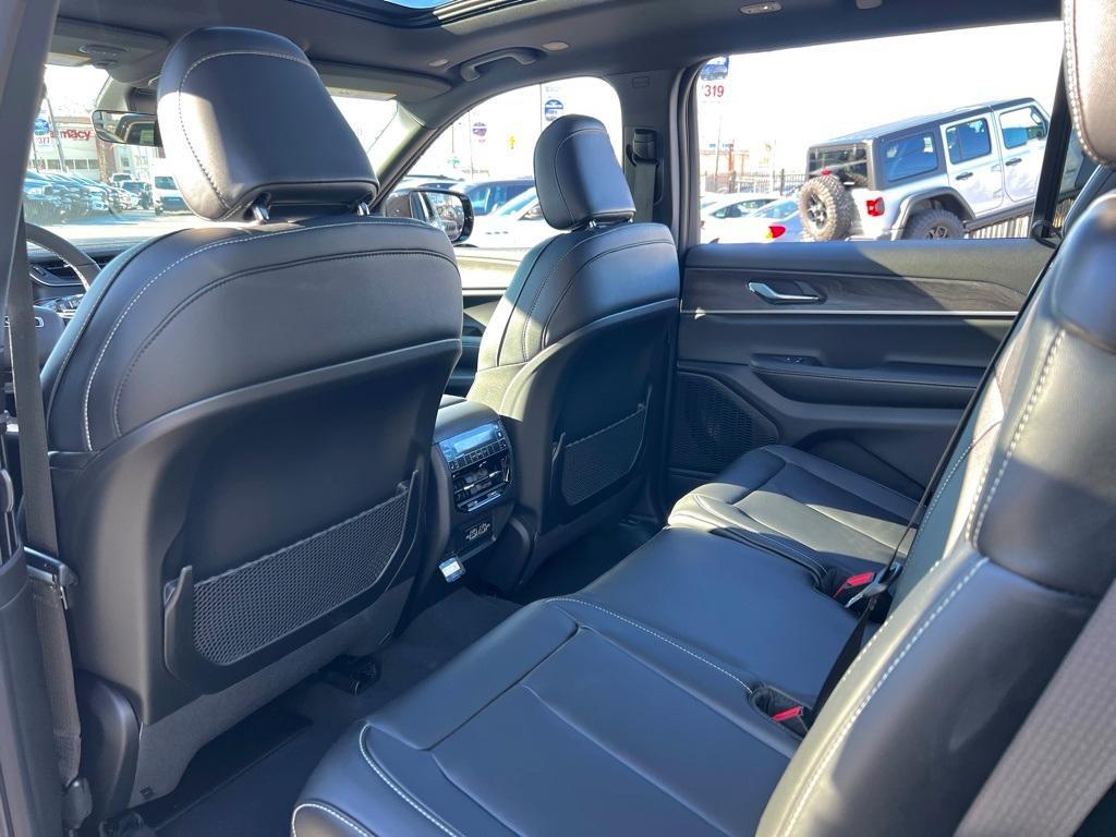 new 2025 Jeep Grand Cherokee L car, priced at $44,950