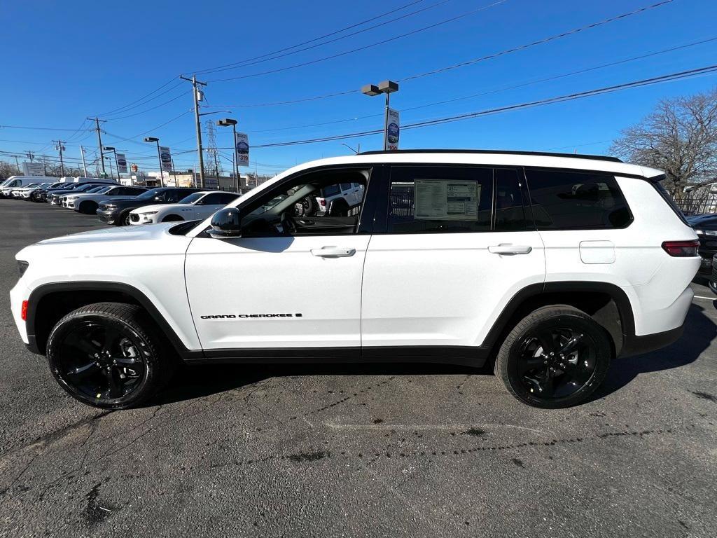 new 2025 Jeep Grand Cherokee L car, priced at $44,950