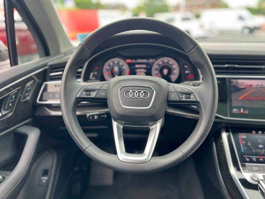 used 2023 Audi Q7 car, priced at $43,850