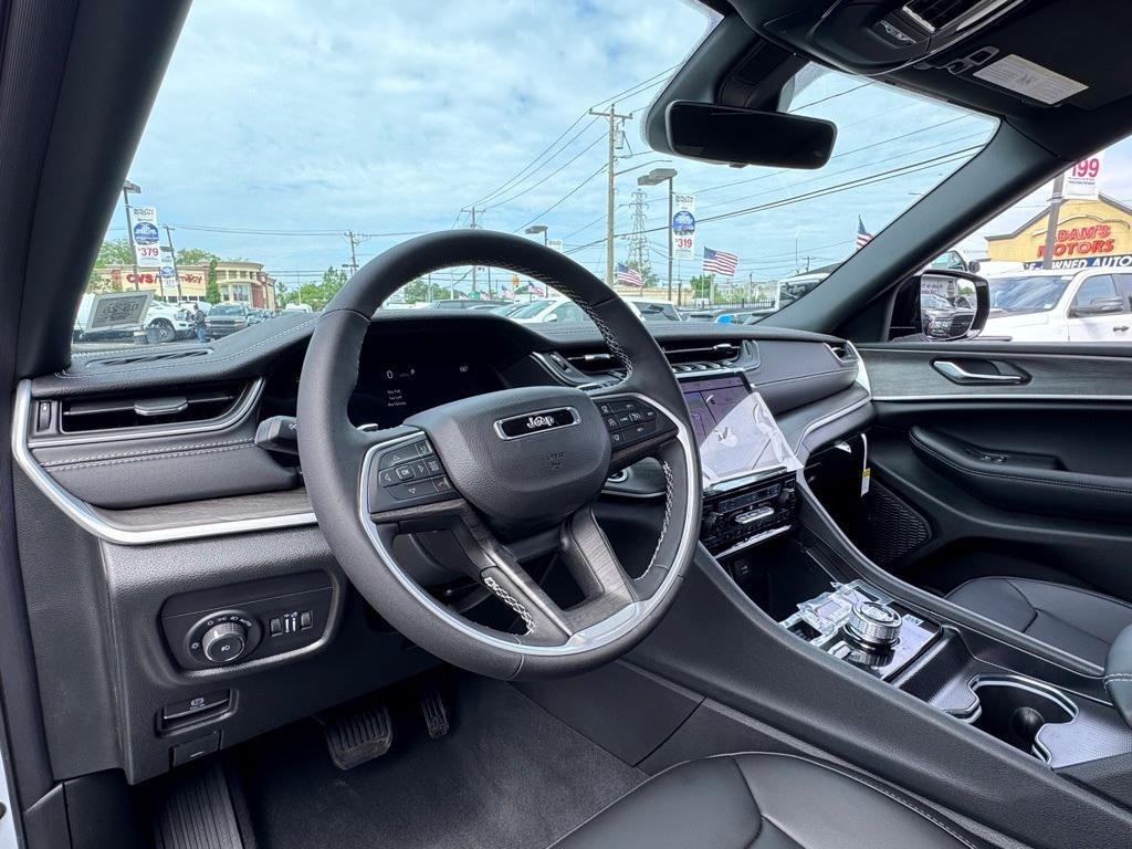 new 2025 Jeep Grand Cherokee L car, priced at $46,950