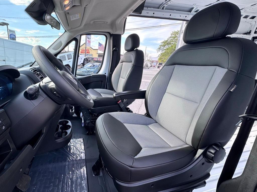 new 2025 Ram ProMaster 1500 car, priced at $39,926