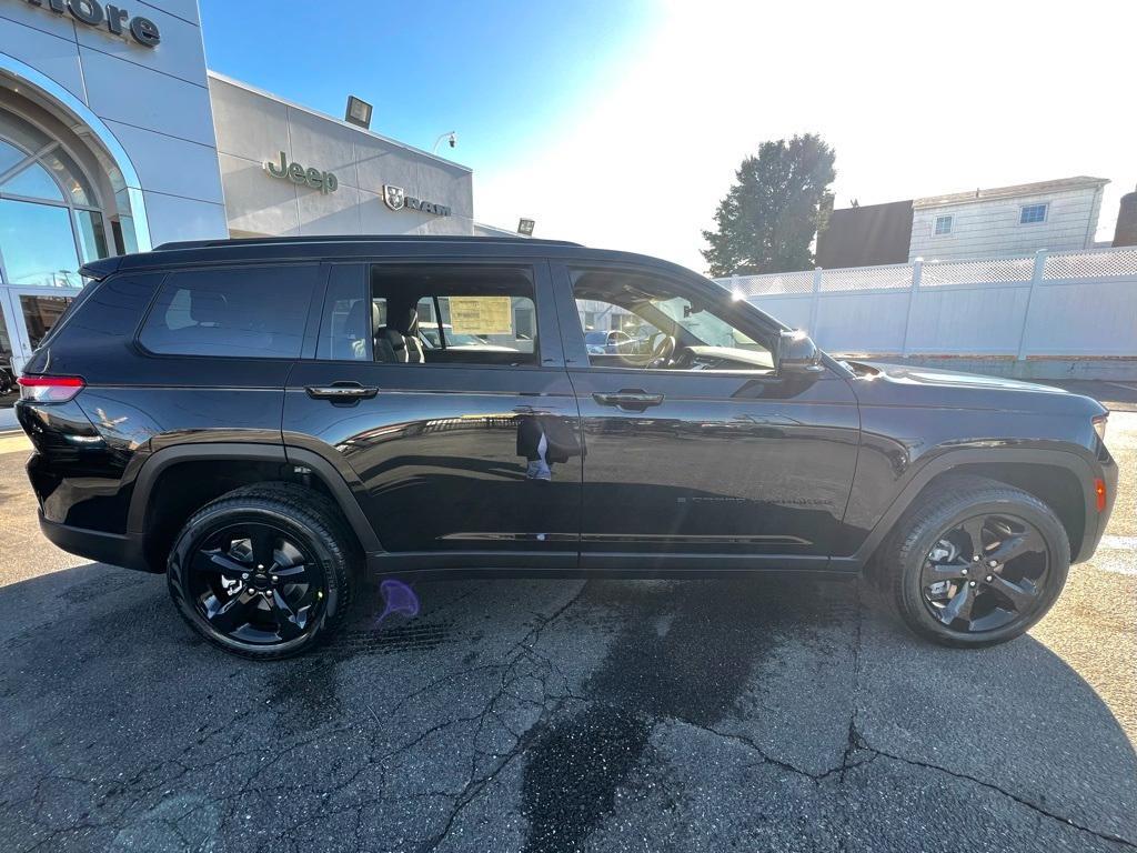 new 2025 Jeep Grand Cherokee L car, priced at $45,950