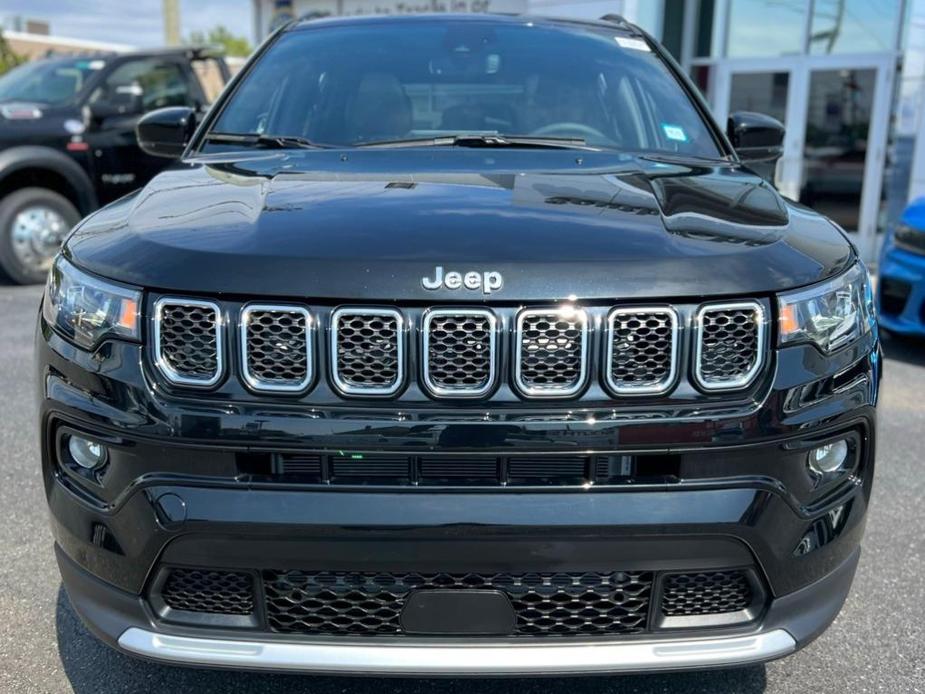 new 2024 Jeep Compass car, priced at $27,450