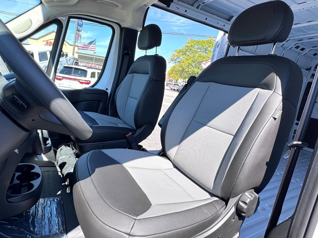 new 2025 Ram ProMaster 3500 car, priced at $49,926