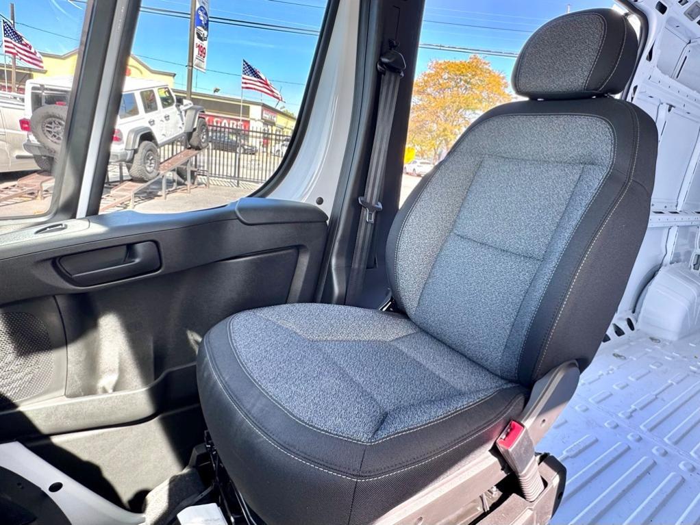 used 2025 Ram ProMaster 2500 car, priced at $35,650