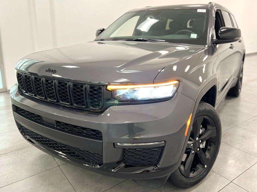 new 2025 Jeep Grand Cherokee L car, priced at $52,885