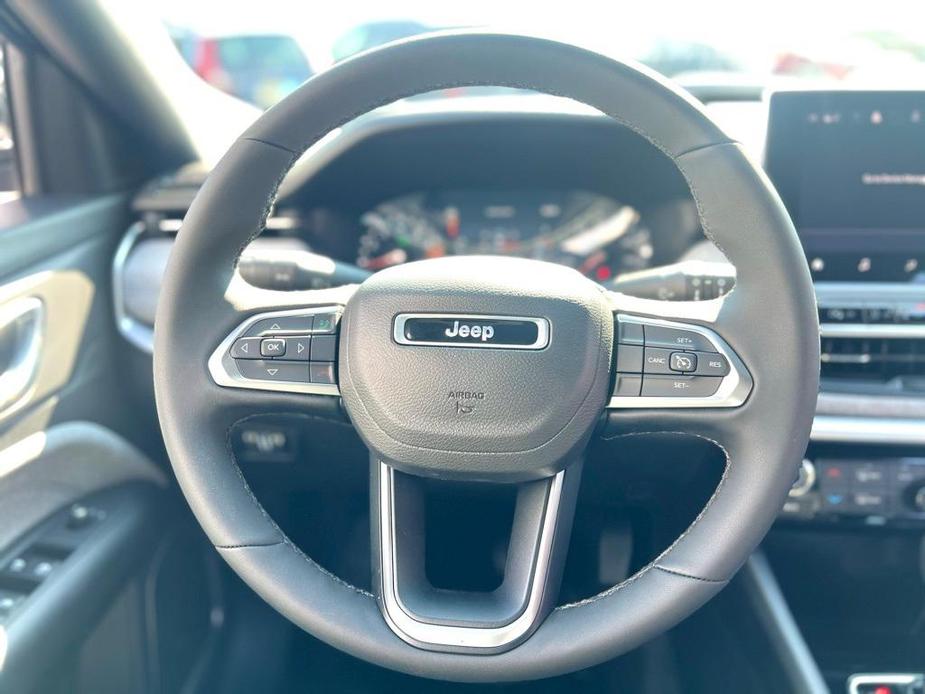 new 2023 Jeep Compass car, priced at $23,850