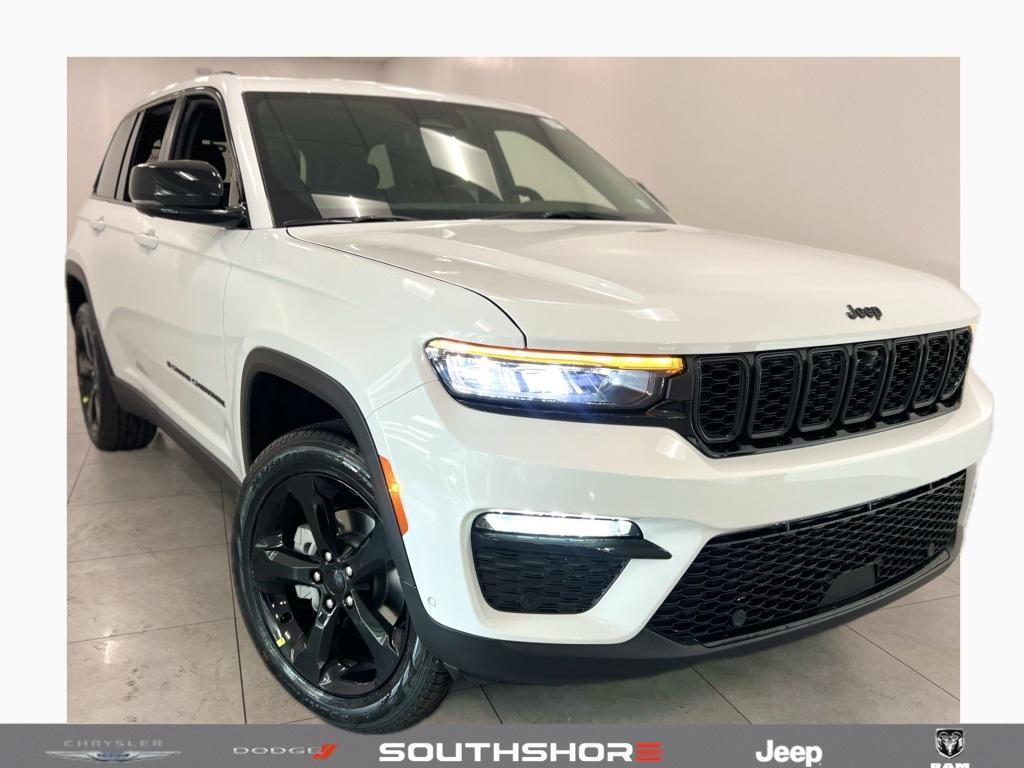 new 2025 Jeep Grand Cherokee car, priced at $44,950