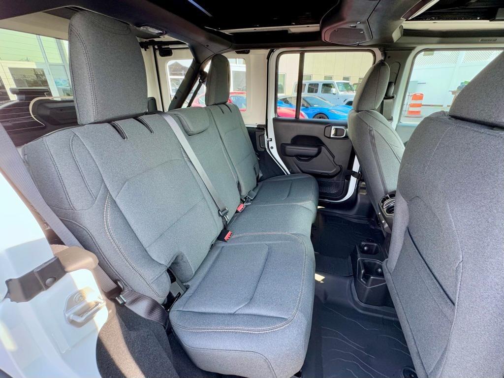 new 2025 Jeep Wrangler car, priced at $49,370