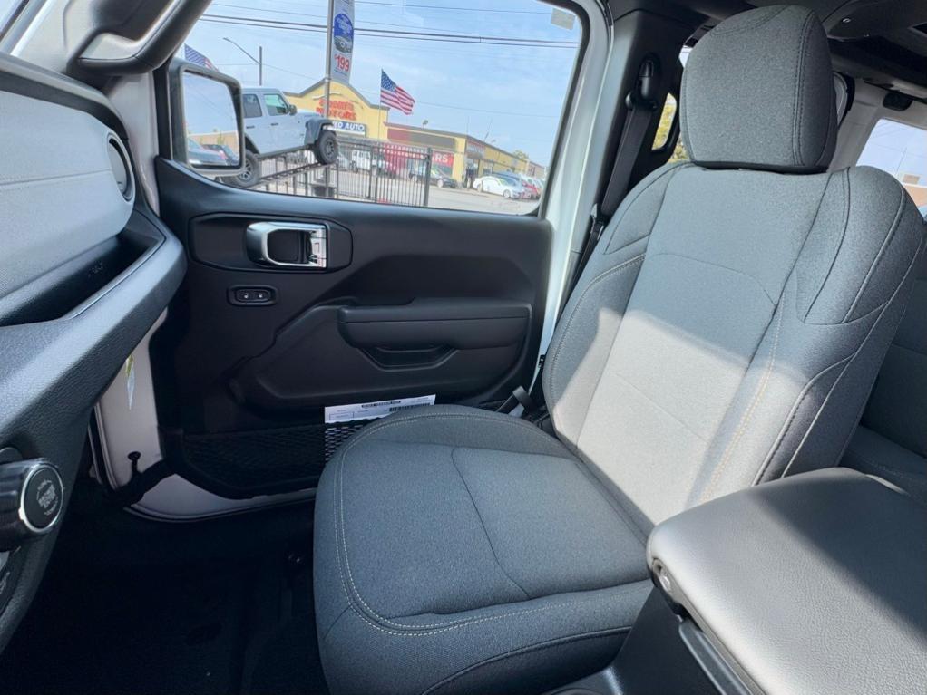 new 2025 Jeep Wrangler car, priced at $49,370