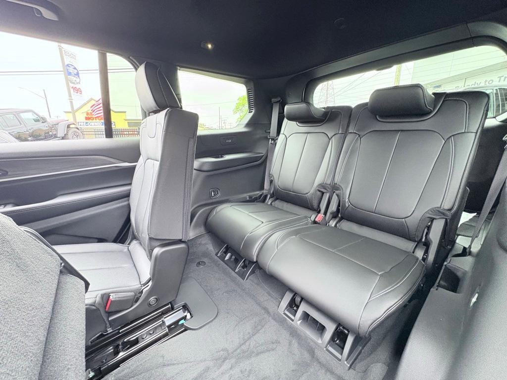 new 2025 Jeep Grand Cherokee L car, priced at $44,926