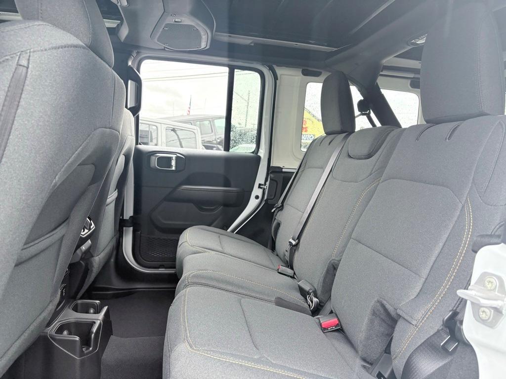 new 2025 Jeep Wrangler car, priced at $49,926