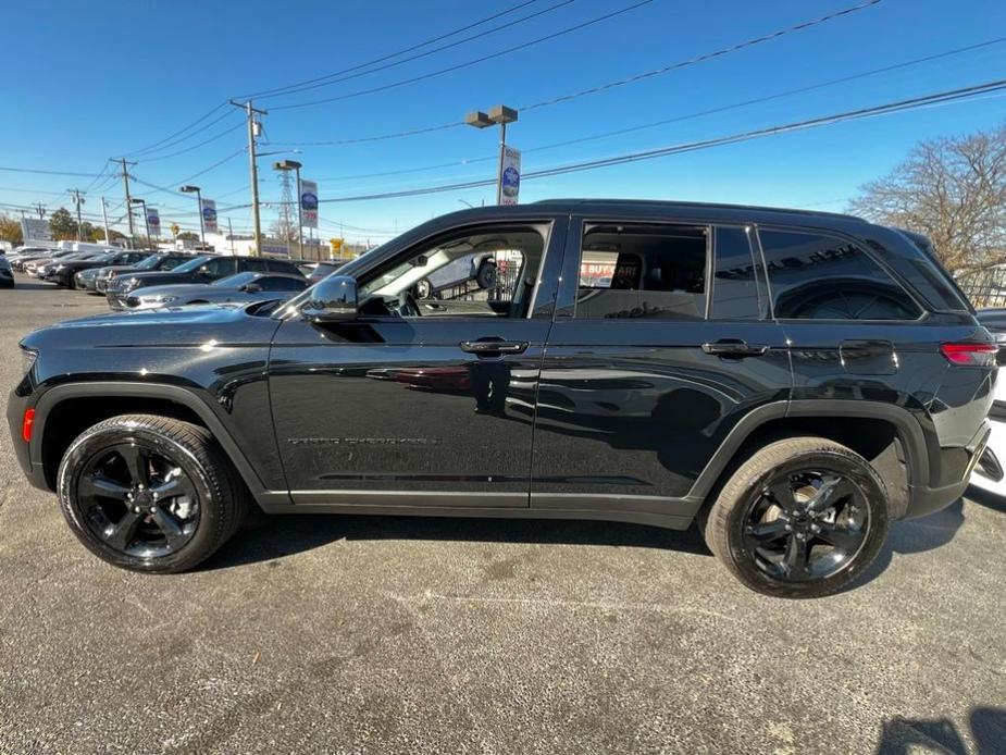 used 2024 Jeep Grand Cherokee car, priced at $35,850