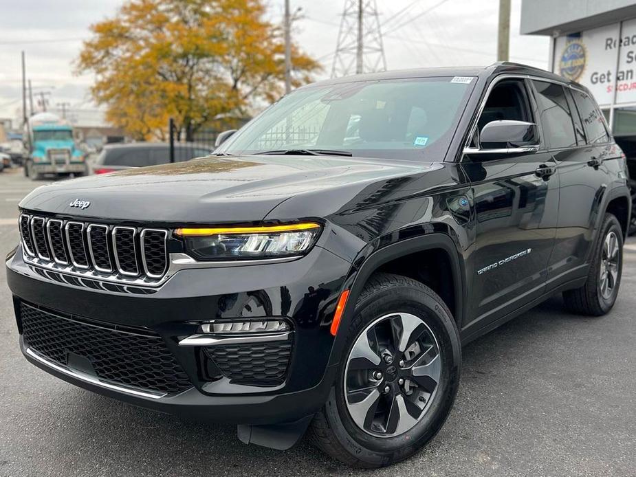 new 2024 Jeep Grand Cherokee 4xe car, priced at $39,995