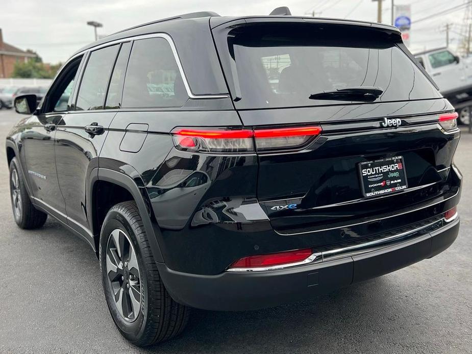 new 2024 Jeep Grand Cherokee 4xe car, priced at $39,995