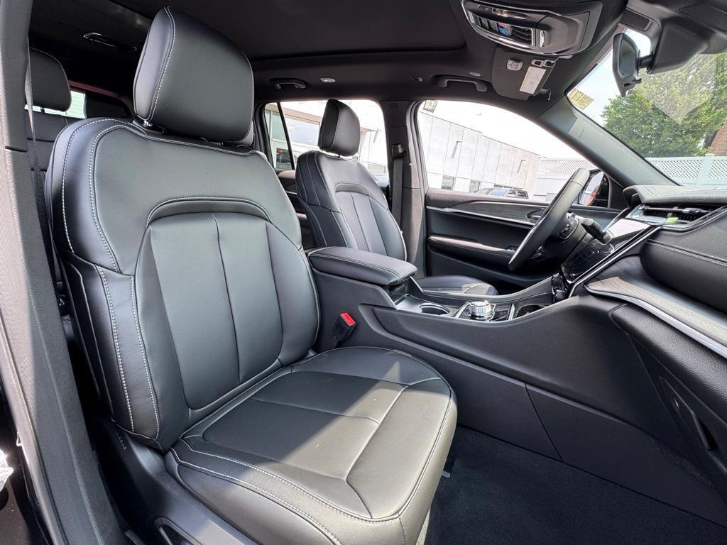 new 2025 Jeep Grand Cherokee L car, priced at $51,167
