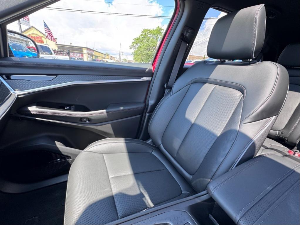 new 2025 Jeep Wagoneer S car, priced at $60,040