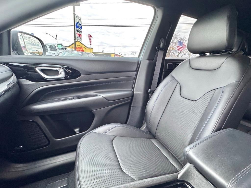 new 2025 Jeep Compass car