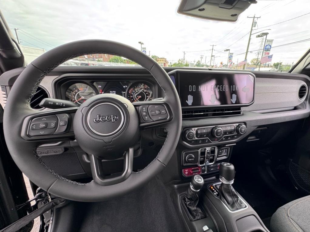 new 2025 Jeep Wrangler car