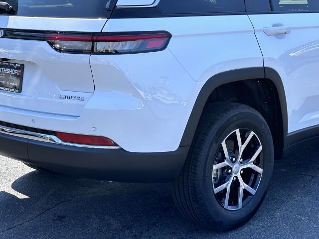 new 2024 Jeep Grand Cherokee car, priced at $39,495