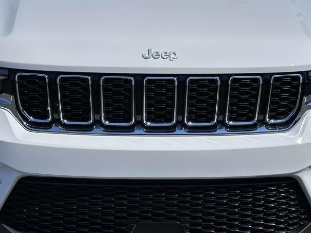 new 2024 Jeep Grand Cherokee car, priced at $39,495