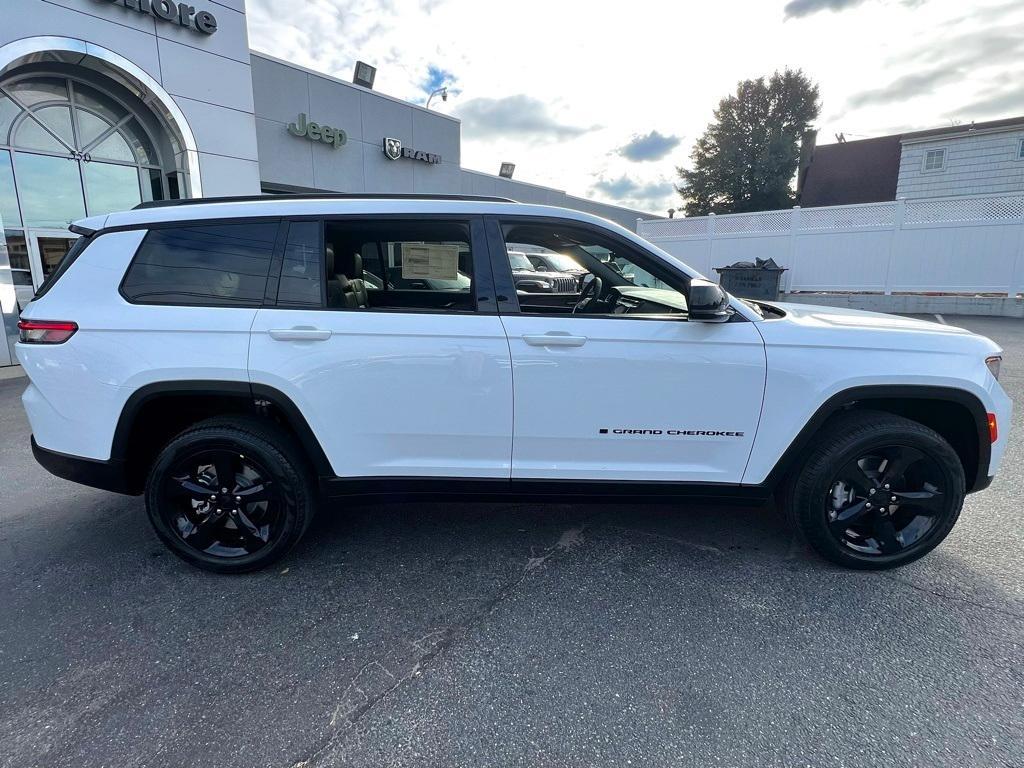 new 2025 Jeep Grand Cherokee L car, priced at $44,850