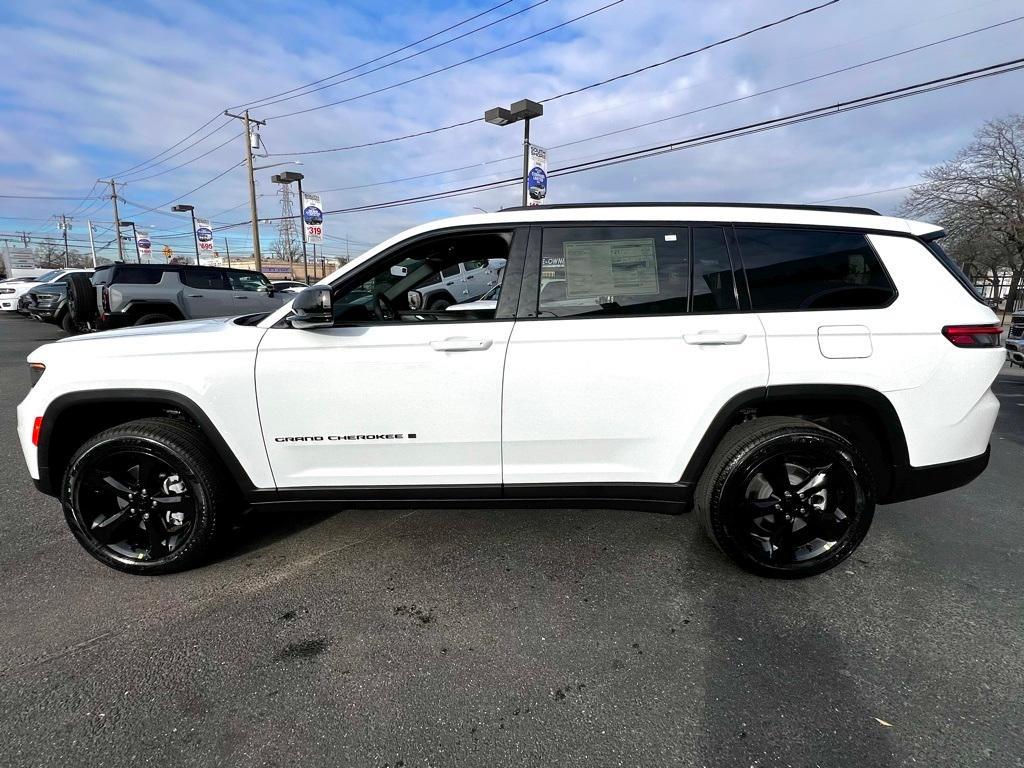 new 2025 Jeep Grand Cherokee L car, priced at $44,850