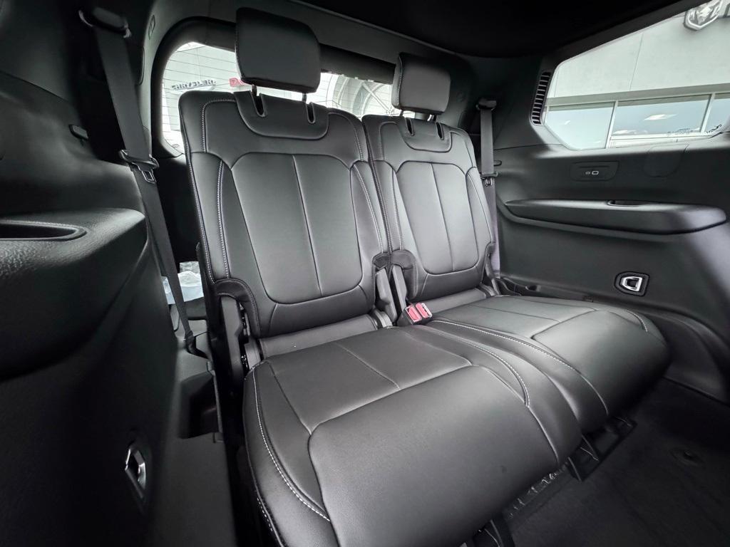 new 2025 Jeep Grand Cherokee L car, priced at $51,762