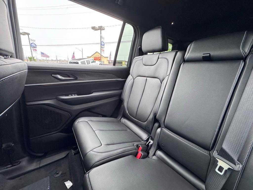 new 2025 Jeep Grand Cherokee L car, priced at $51,762