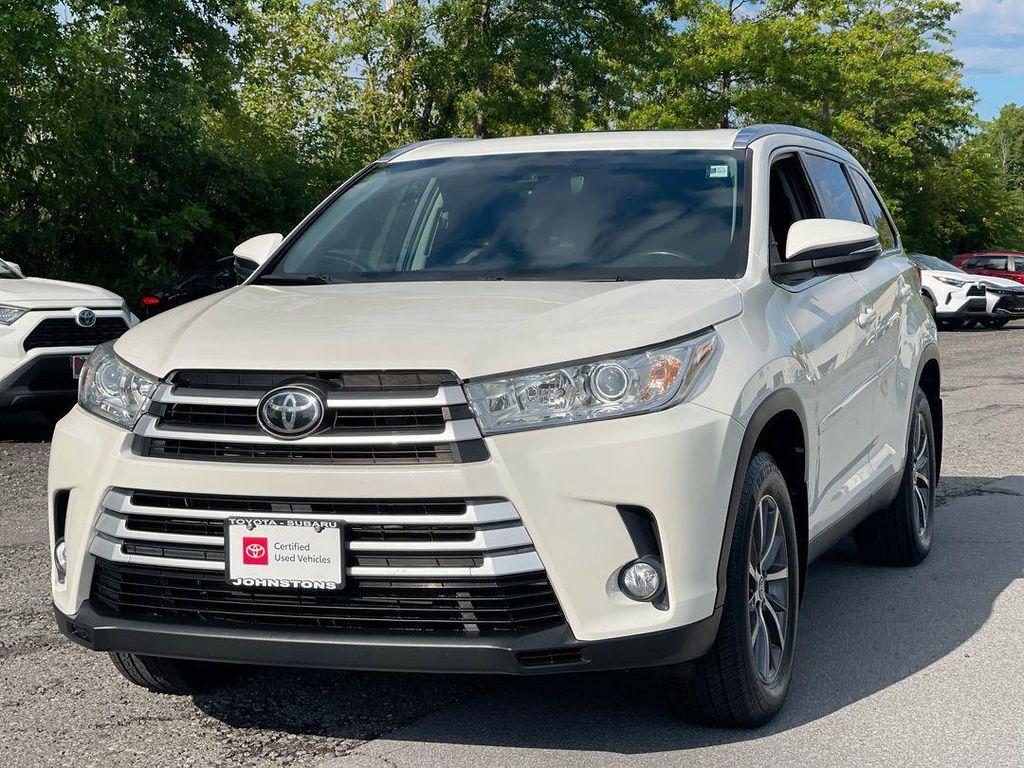 used 2019 Toyota Highlander car, priced at $25,897