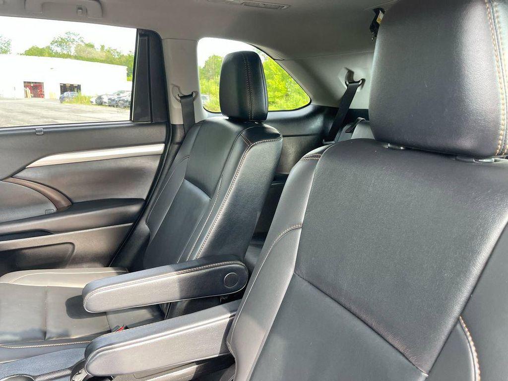 used 2019 Toyota Highlander car, priced at $25,897