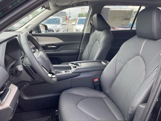 new 2025 Toyota Grand Highlander car, priced at $53,978