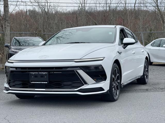 used 2025 Hyundai Sonata car, priced at $27,987