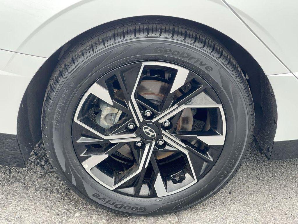 used 2025 Hyundai Sonata car, priced at $25,687