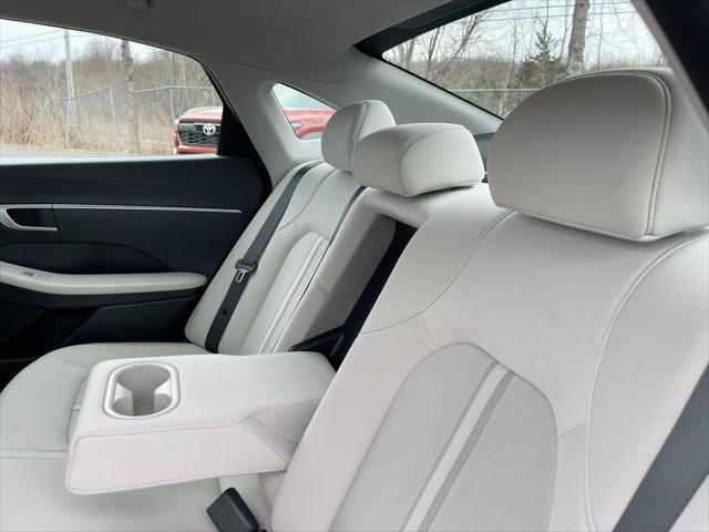 used 2025 Hyundai Sonata car, priced at $27,987