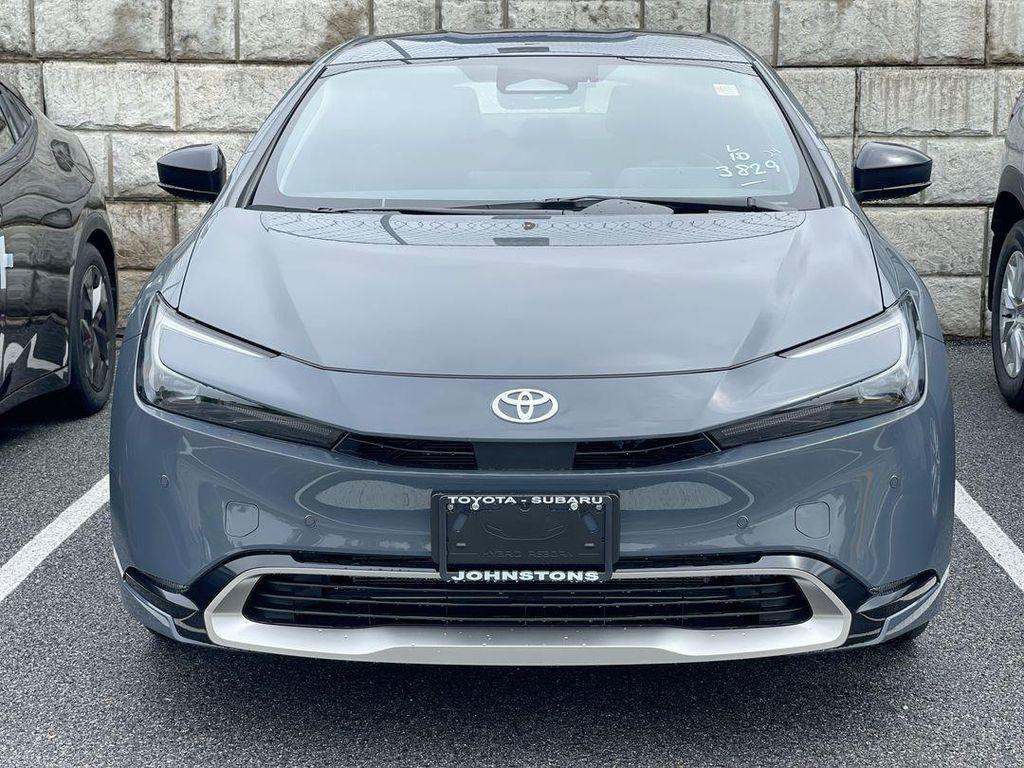 new 2025 Toyota Prius Plug-In Hybrid car, priced at $39,153