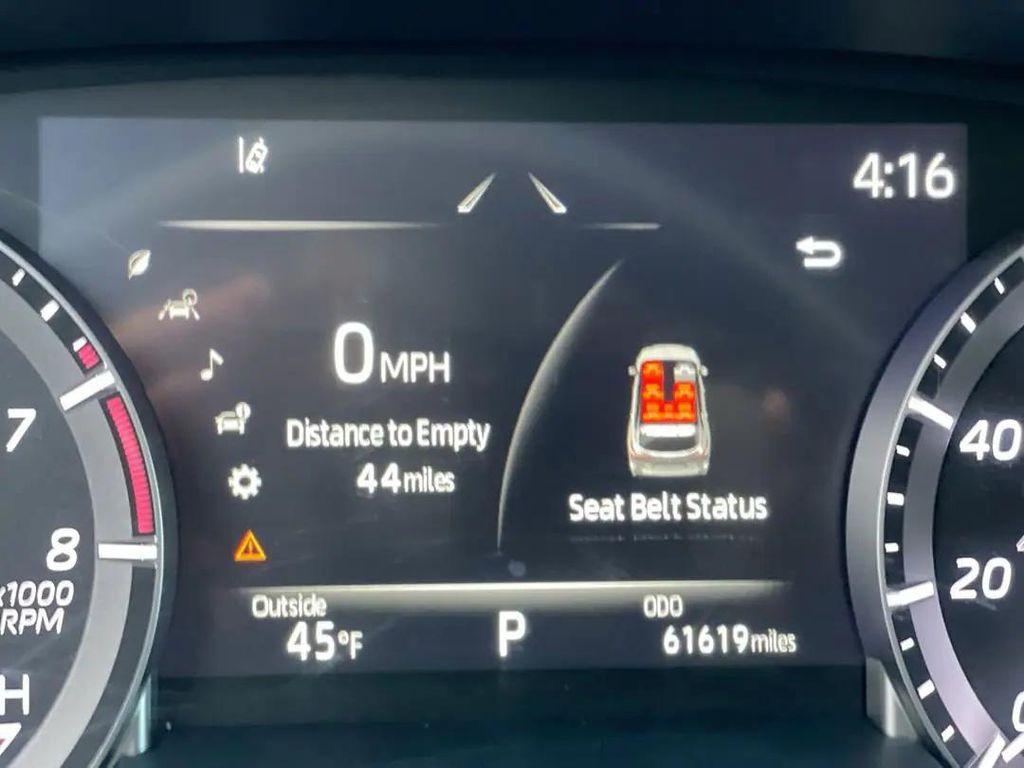 used 2022 Toyota Highlander car, priced at $32,487