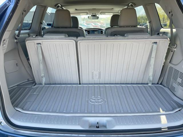 used 2018 Toyota Highlander car, priced at $26,587