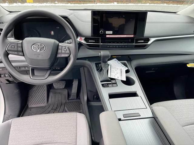 new 2025 Toyota Sienna car, priced at $47,250