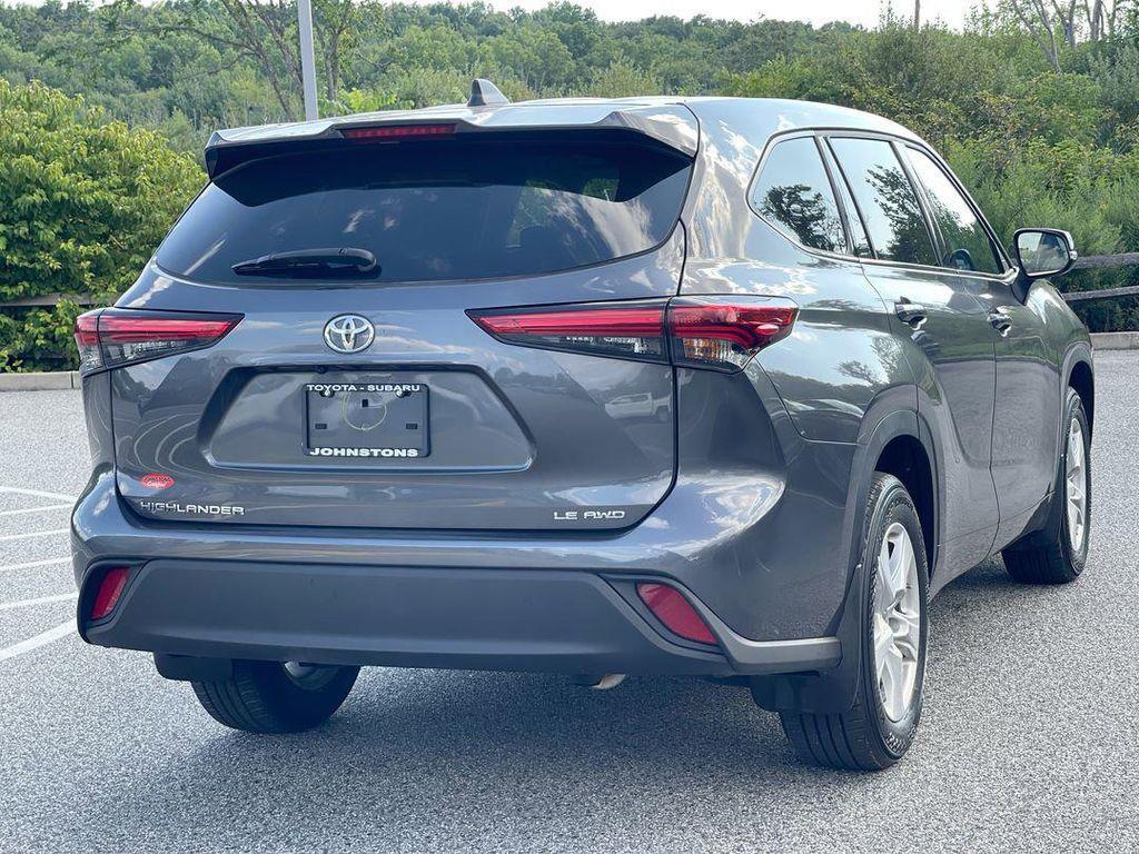 used 2022 Toyota Highlander car, priced at $30,985