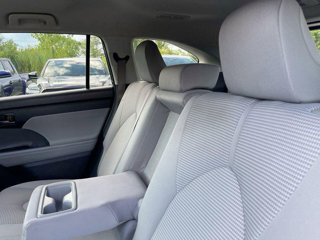 used 2022 Toyota Highlander car, priced at $30,985