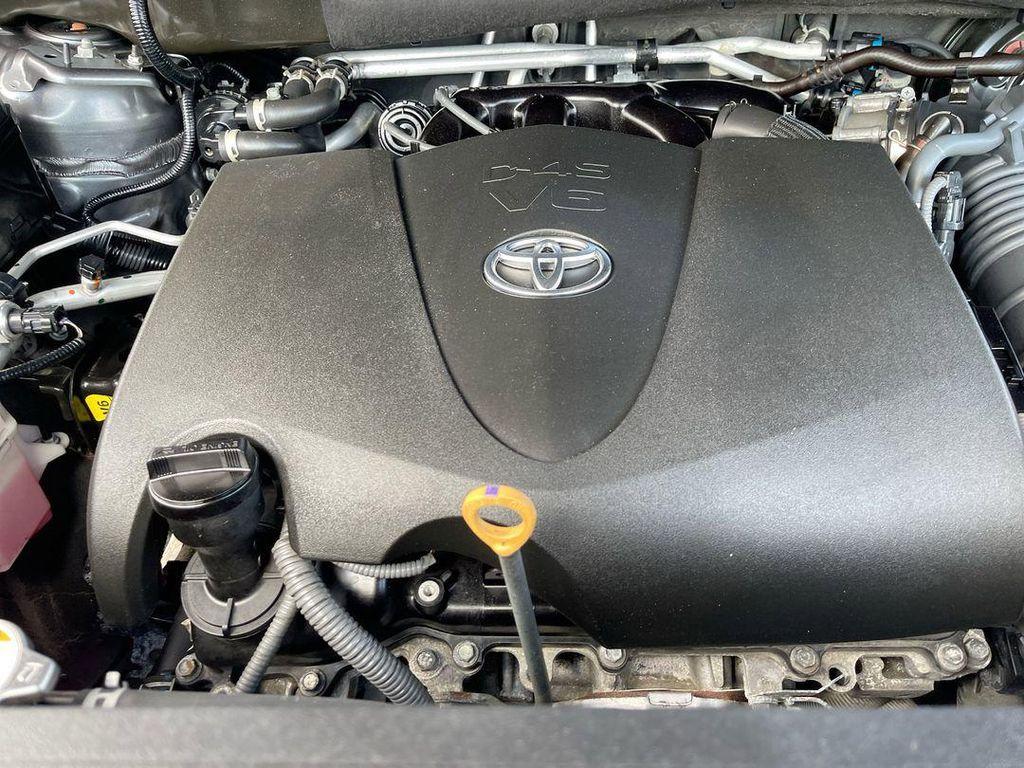 used 2022 Toyota Highlander car, priced at $30,985