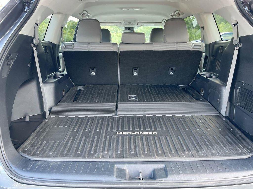 used 2022 Toyota Highlander car, priced at $30,985