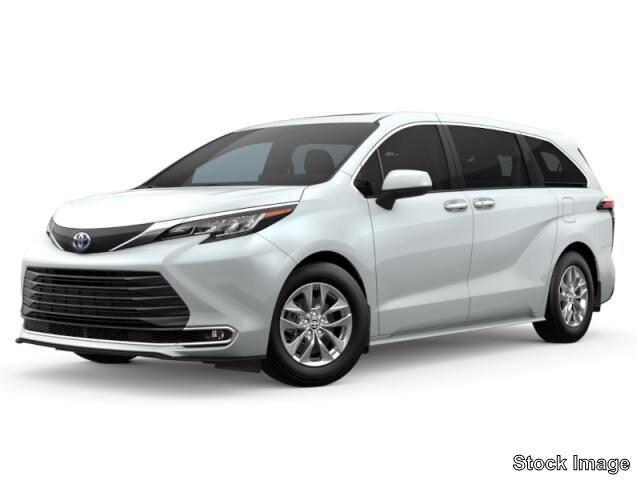 used 2021 Toyota Sienna car, priced at $38,485
