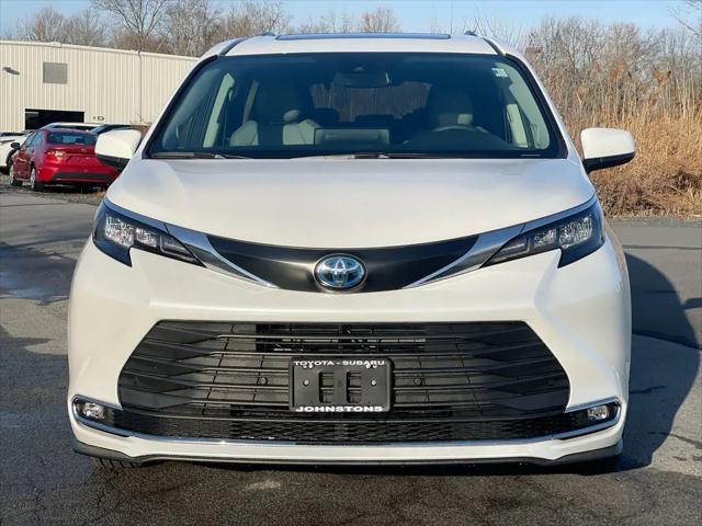 used 2024 Toyota Sienna car, priced at $47,585