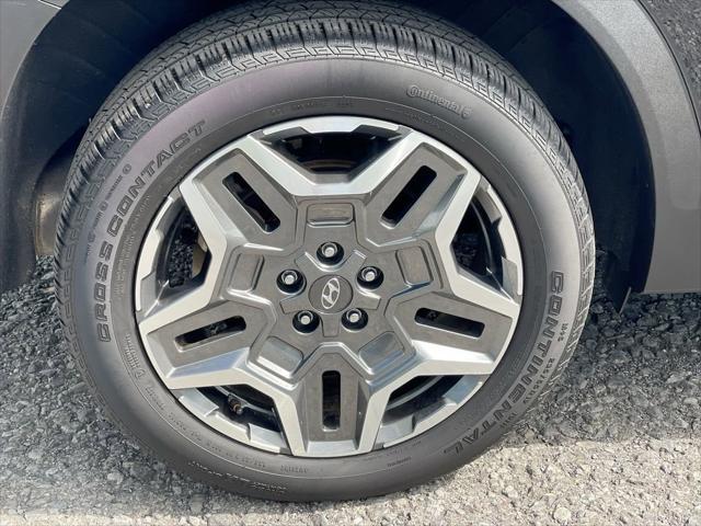 used 2023 Hyundai Santa Fe car, priced at $30,687