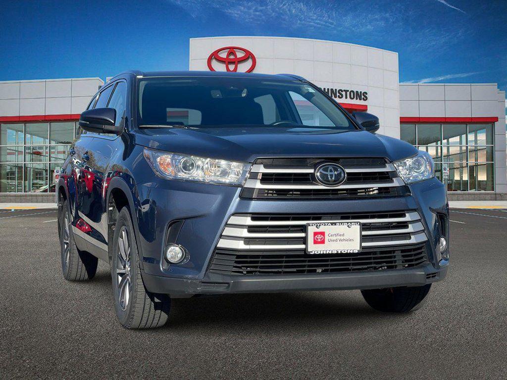 used 2019 Toyota Highlander car, priced at $24,987